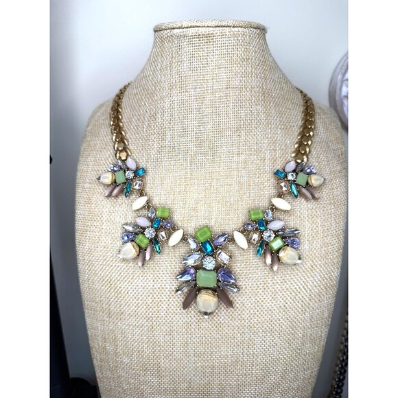 Stella & Dot Mae Trellis Statement Necklace Gold Chain Multicolor Gemstones 13.5 - Picture 2 of 12
